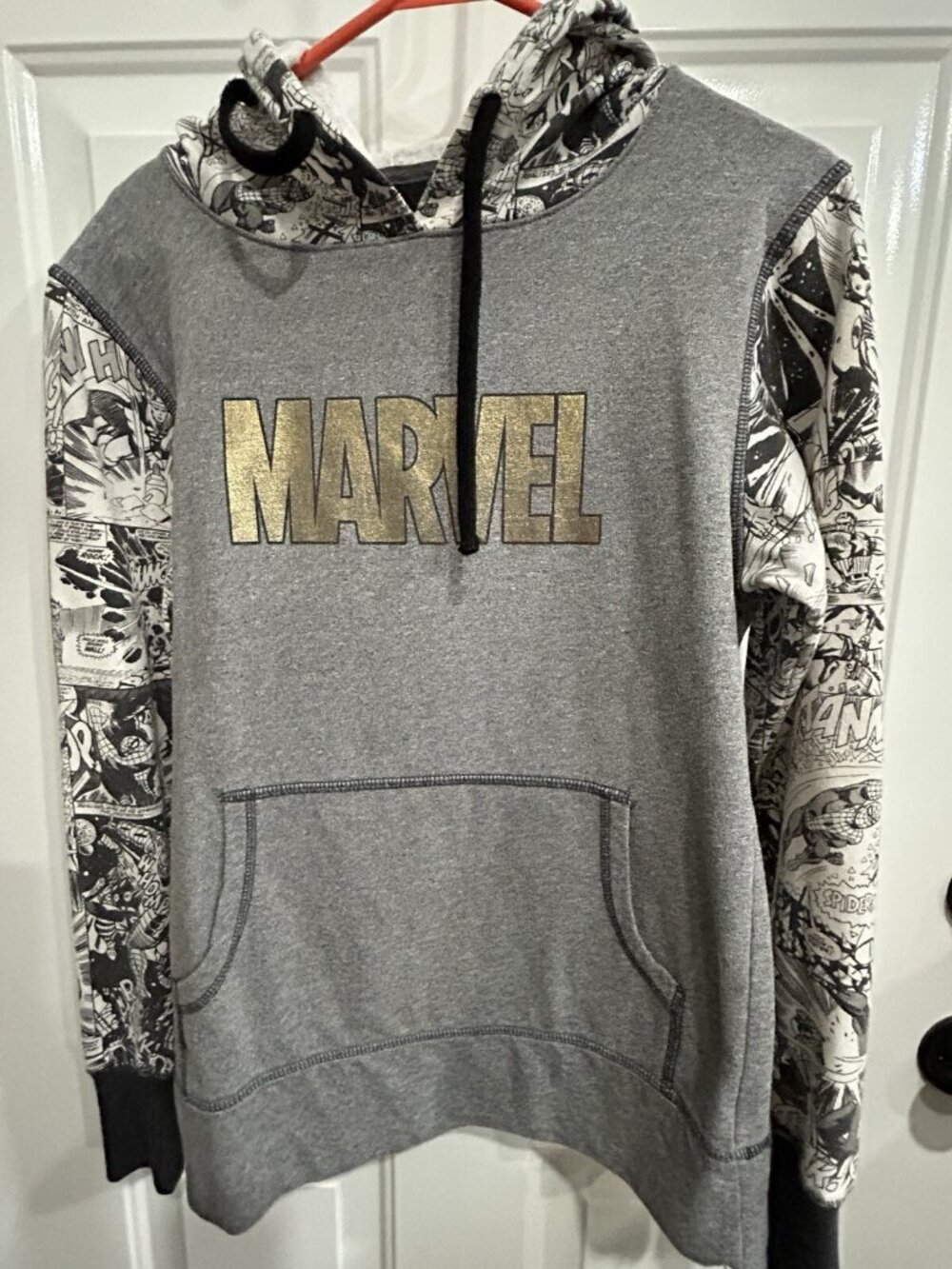 Marvel Hoodie Ladies Size Small 0341